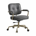 Silla de oficina de cuero sintético gris con marco de metal